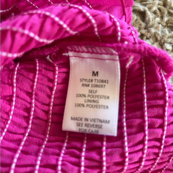 Alice Blue Blouse Size Medium Hot Pink Pillow Sleeve NWOT - Picture 5 of 6